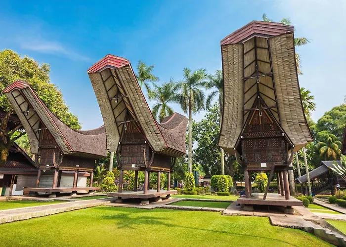 Super Oyo Townhouse Oak Hotel Fiducia Pondok Gede Jakarta
